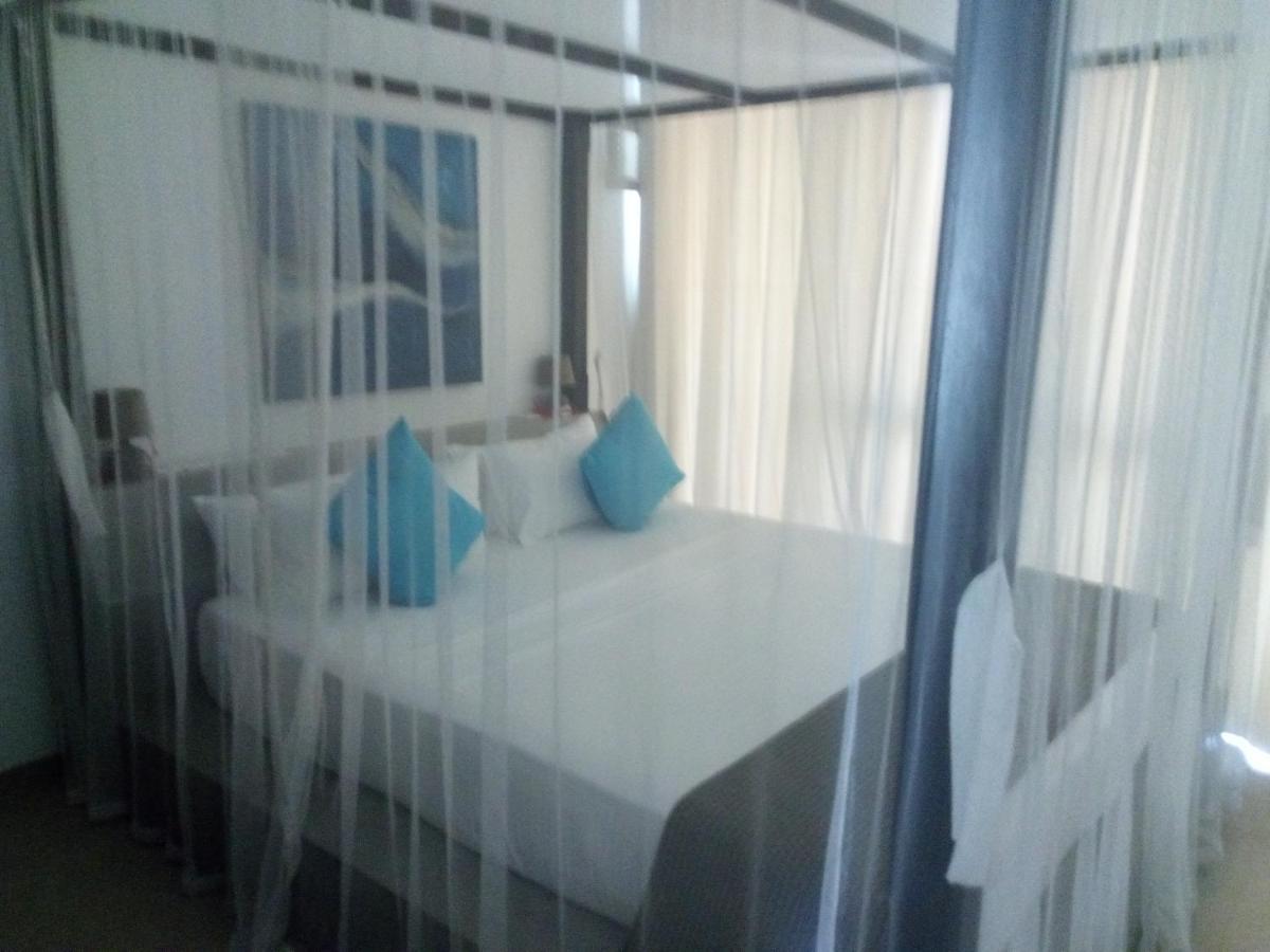 Rainbow Beach Resort Амбалангода Екстериор снимка